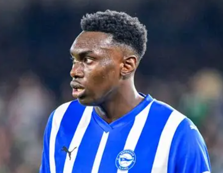 英超雙雄競逐：阿格霍瓦轉(zhuǎn)會(huì)風(fēng)云起