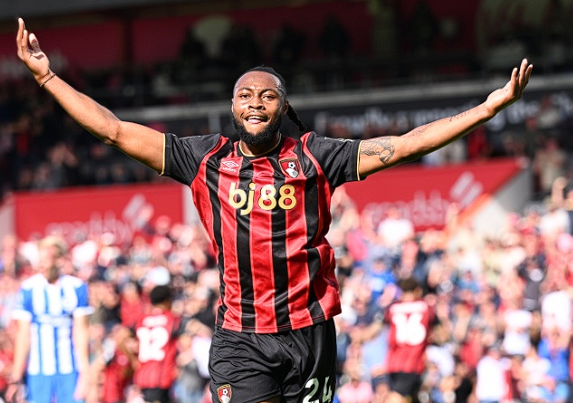 聯(lián)賽杯半決賽首回合：塞梅尼奧融入曼城，暢談比賽感受